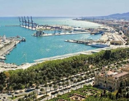 Apartamentos Vialia Sol Y Playa Malaga Luaran gambar