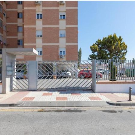 Apartamentos Vialia Sol Y Playa Malaga Luaran gambar