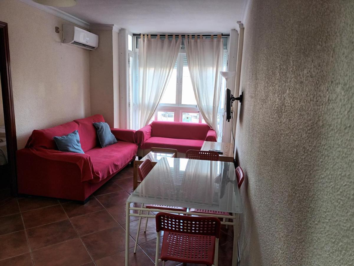 Apartamentos Vialia Sol Y Playa Malaga Luaran gambar